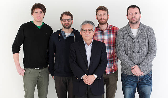 アメリカからは、MITメディアラボ 石井 裕氏＆タンジブル・メディア・グループが登場。現代的なデザインと革新的なテクノロジーを新次元で融合させた作品「TRANSFORM」を出展した