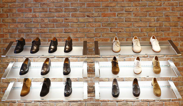 オールデンはもちろん、熟練工によるハンドソーンウェルテッド製法を採用するシューズブランド「PEGMAN（ペグマン）」もラインナップ