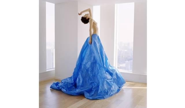 <strong>ART｜日本で活動するフランス人写真家ヴァネッサ・フランクリンによる個展『Bleu』</strong>　Sayo Tokyo, March 2013 C-type print 60 x 60cm