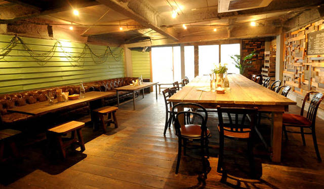 <strong>JAMGLEJAM｜ジャングルジャム</strong>　ライフスタイルショップ「PORT OF CALL CAFE&STORE」