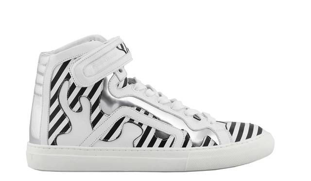 <strong>PIERRE HARDY｜伊勢丹新宿店にて、ポップアップストアを2カ所同時開催</strong>　伊勢丹新宿店限定スニーカー　10万8000円