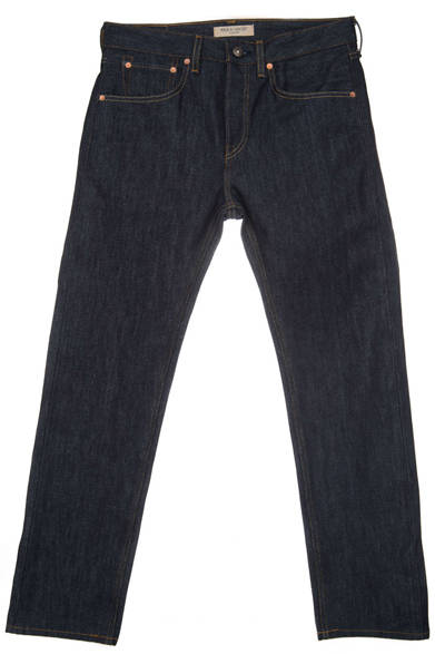 Levi's® Made & Crafted™<br /><br />  <strong>2014年春夏の新作、 その魅力と着こなし</strong><br /><br />小林さんが選んだ「Thumb Tack Cropped」。14オンスのリジッドデニムを使用したほどよいスリムフィット。今っぽいシルエットを作りやすいクロップド丈が特徴だ。［59073-0001］1万7600円<br /> ※税抜き価格 <br /><br />  リーバイス® メイド アンド クラフテッド™ http://levismadeandcrafted.com/<br /><br />  問い合わせ｜リーバイス® ダブルエックス<br /> Tel. 03-6418-5501<br /> （9:30～18:00｜土・日曜休）