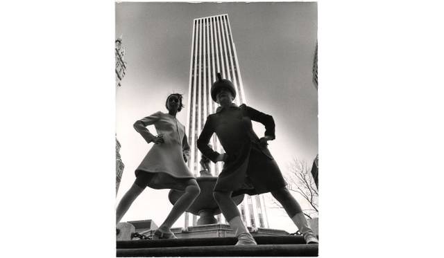 <strong>ART FILE 30｜「Bill Cunningham: Facades（ビル・カニンガム：ファサース）」</strong>　Bill Cunningham, General Motors Building, ca. 1968-1976. Courtesy of the New-York Historical Society
