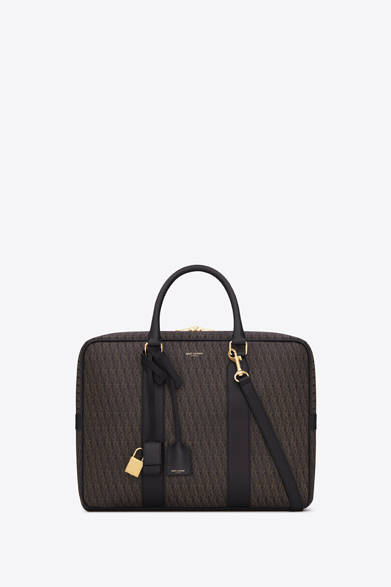 <strong>SAINT LAURENT｜新トラベルライン「MONOGRAM」登場 </strong>　クラシック ミュージアム ブリーフケース 15万9000円