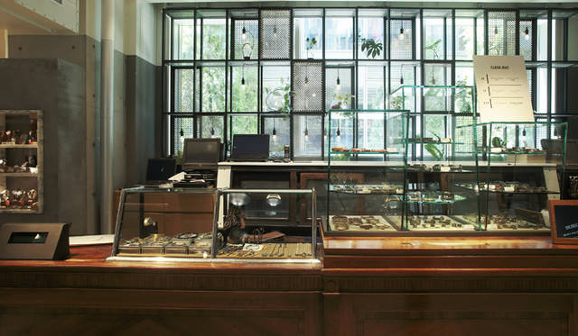 1F MENS FLOOR（Wear, Goods, Watch, Shop in Shop, Journal Standard TRISECT, etc…）