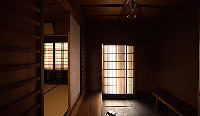 <strong>ART｜京都を舞台にした『KYOTOGRAPHIE 国際写真フェスティバル』今年も開催</strong>　鍵善寮　© 2014 Naoyuki Ogino