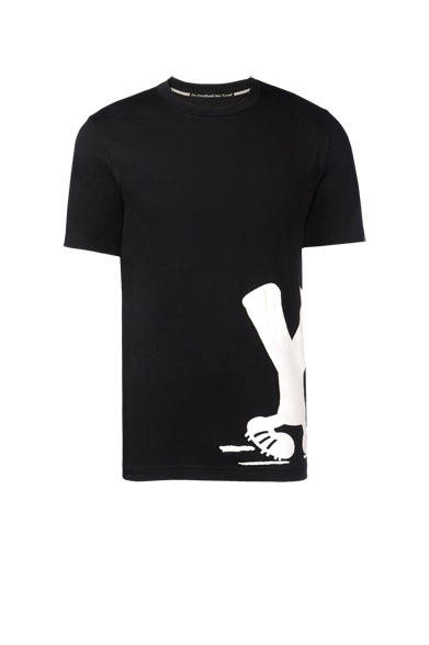 <strong>Y-3｜ワイスリー</strong>　「2014 FIFA World Cup Brazil™（2014 FIFAワールドカップブラジル）」限定カプセルコレクション<br />「Shake Hands（シェイクハンズ）」Tシャツ