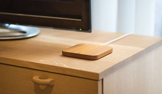 <strong>Bsize｜ビーサイズ</strong>　ワイヤレス充電器「REST（レスト）」