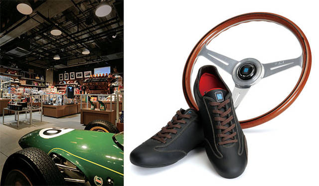 左／店内、右／NARDI カーフレザードライビングシューズ 3万8880円（税込）