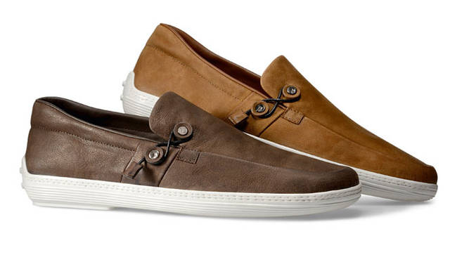 <strong>TOD’S｜トッズ</strong>　「トッズ エンベロープ・ボートシューズ」はメンズのみの展開