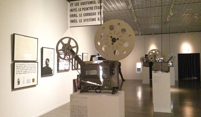 <strong>ART｜東京国立近代美術館で『映画をめぐる美術－マルセル・ブロータースから始める』展</strong>　展示の様子