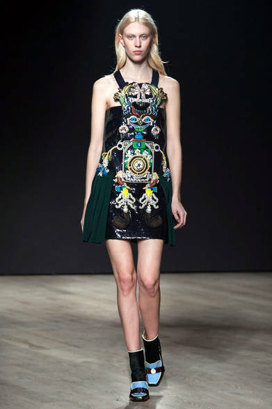 <strong>Mary Katrantzou