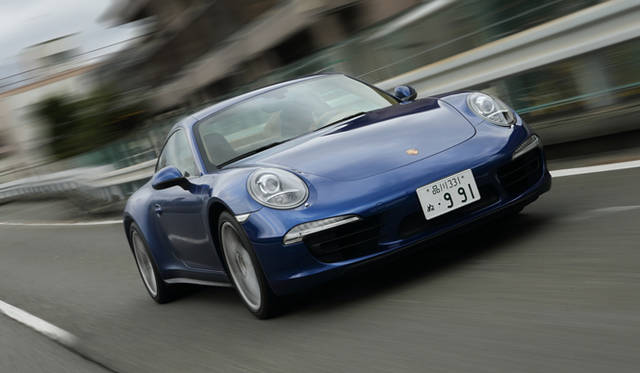 31_porsche_911_carrera_4