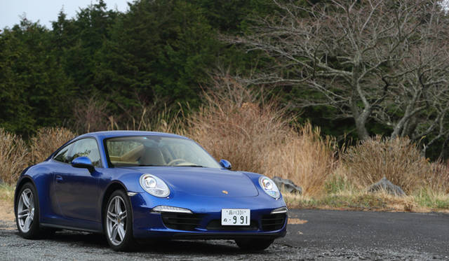 45_porsche_911_carrera_4