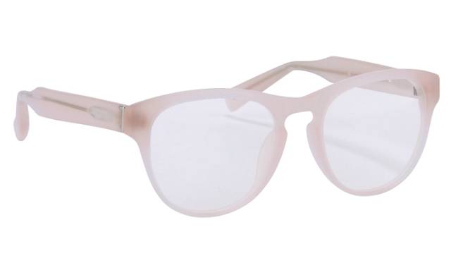 <strong>3.1 Phillip Lim｜3.1 フィリップ・リム</strong>　伊勢丹新宿店のコンセプトストアにて「リンダファロー」コラボサングラス先行発売<br /><br />サングラス 3万8000円（税別）