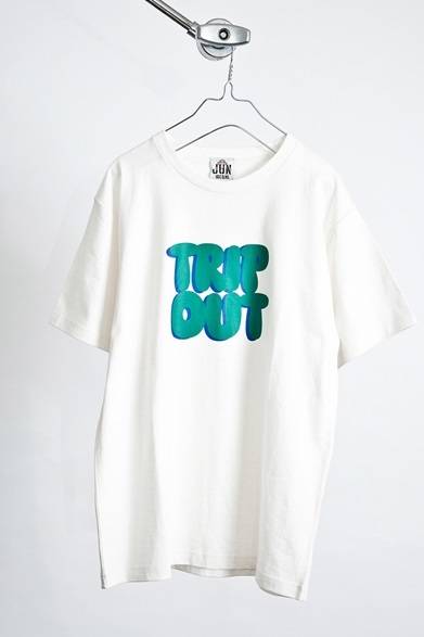 <strong>ERIC ELMS in collaboration with JUN｜エリック エルムズ</strong>　タイポグラフィ Tシャツ　4800円（税抜）