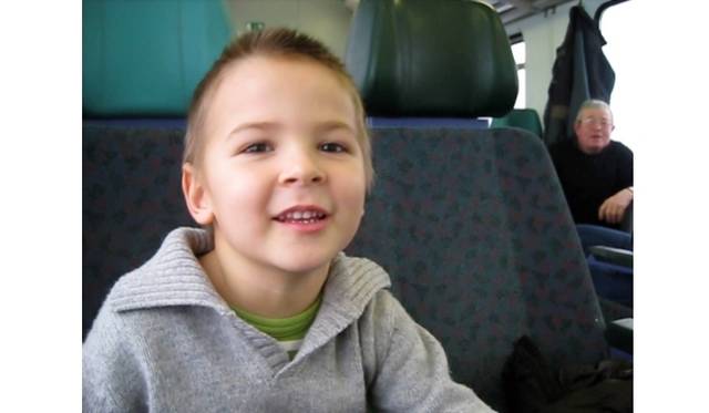 <strong>ART｜『幸福はぼくを見つけてくれるかな？－石川コレクション（岡山）から10の作家』</strong>　ミルチャ・カントル《僕は世界を救わないことにきめた》ヴィデオ 2011Courtesy the artist and Yvon Lambert, Paris