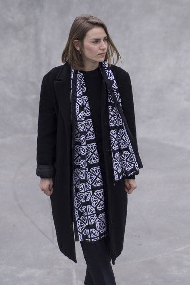 <strong>KAMAWANU｜かまわぬ</strong>　新ブランド 「BY KAMAWANU」<br />スカーフコレクション「Diamond」