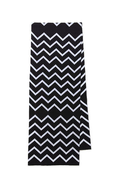 <strong>KAMAWANU｜かまわぬ</strong>　新ブランド 「BY KAMAWANU」<br />スカーフコレクション「Zig Zag」