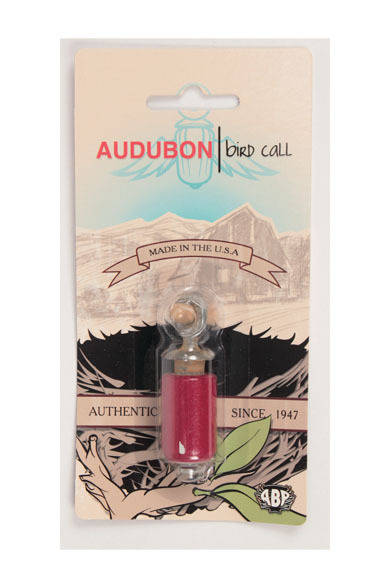 アメリカの有名な鳥獣保護団体である「AUDUBON（オーデュボン）」のバードコール。軽くねじるだけで摩擦により小鳥の鳴き声を出せる。「AUDUBON」バードコールブリスターパック1300円（以下すべて税抜）
