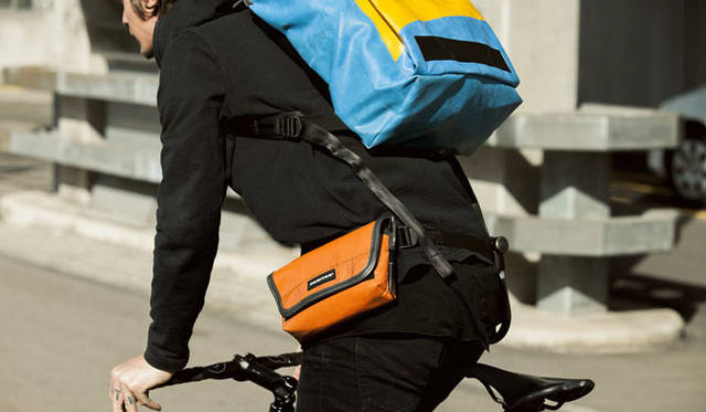 <strong>FREITAG｜フライターグ</strong>　メッセンジャーバックパック「F151 VICTOR」＆ヒップバッグ「F153 JAMIE」