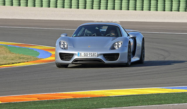 porsche_918_spyder_001