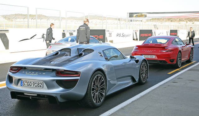 porsche_918_spyder_009