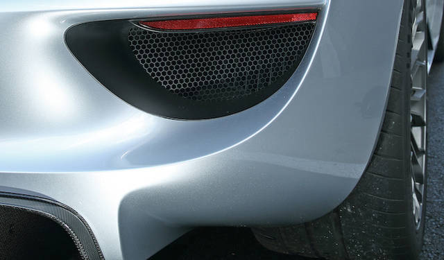 porsche_918_spyder_054