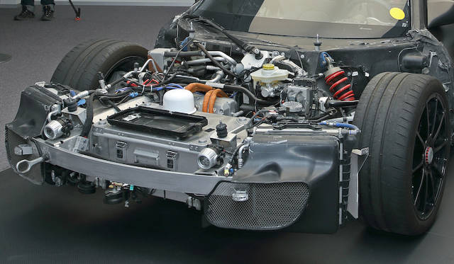 porsche_918_spyder_077