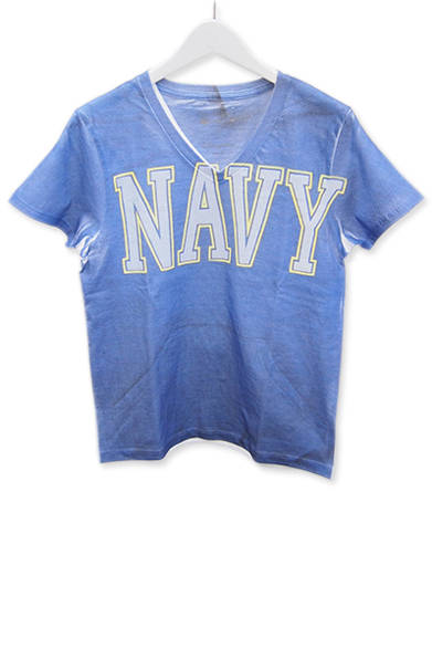 スウェットのシワや風合いもそのままプリントしたリアルさがポイントで、さらっと着るだけでこなれ感アップ。9000円