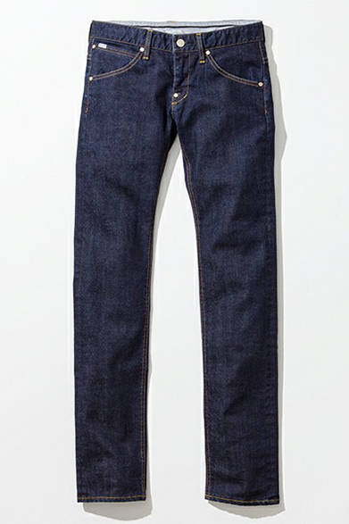 <strong><strong>AMERICAN RAG CIE｜アメリカンラグ シー</strong>　「ファクトタム」×「マージン」コラボアイテム限定発売</strong><br /><br />スーパースリムデニムパンツ 2万5920円（税込）