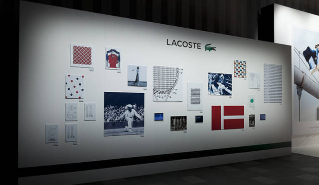 ブランドの来歴をたどるように展示された過去の広告ビジュアルや図案