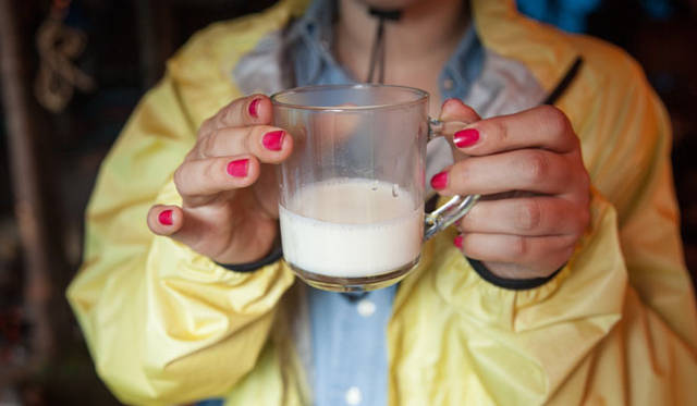 澄んだ空気のなかで新鮮な草を食べて生きているヤクのミルクはとっても濃厚でおいしかった