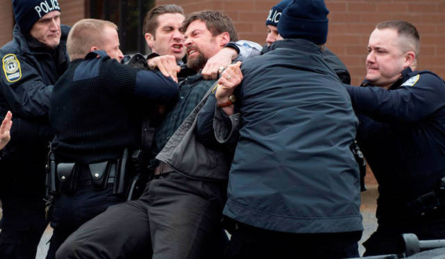 © 2014 Alcon Entertainment, LLC. All rights reserved.