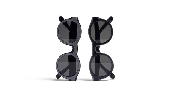 <strong>MYKITA + Maison Martin Margiela｜コラボレーションのサングラスコレクション発表</strong>　MMDUAL001 MMDUAL002  Grey/Light Grey 5万6500円（税抜）