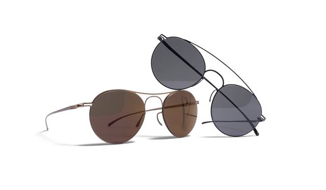 <strong>MYKITA + Maison Martin Margiela｜コラボレーションのサングラスコレクション発表</strong>　（左より）MMESSE005 Copper、MMESSE006 Black 各5万6500円（税込）