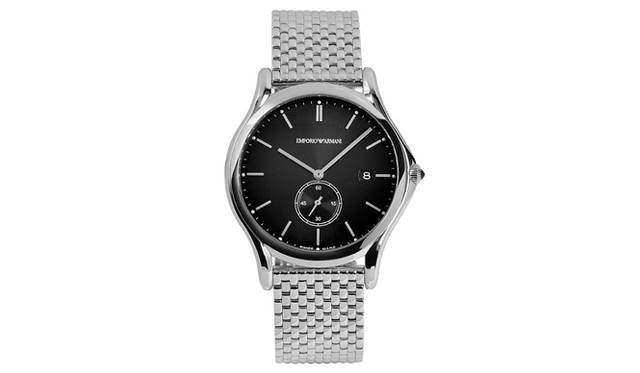 SSケース、ケース経40mm、クオーツムーブメント、SSストラップ、サブセコンド、デイト表示、3気圧防水