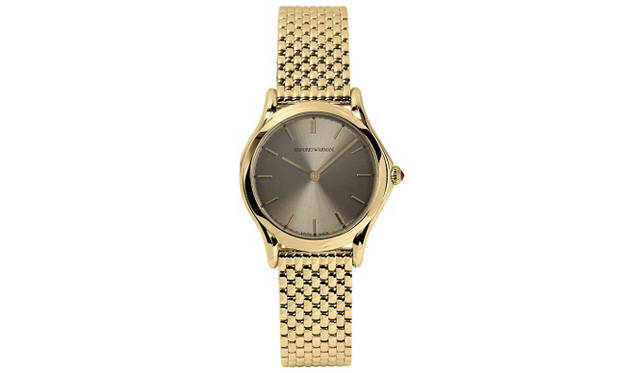 SSケース、ケース経28mm、クオーツムーブメント、SSストラップ、3気圧防水