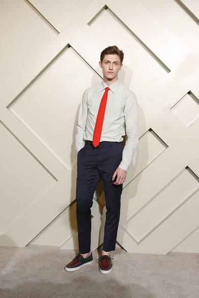 <strong>BURBERRY｜上海旗艦店のオープニングイベント開催</strong>　カラム・ボール