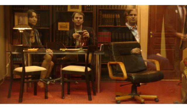 <strong>ART｜金沢21世紀美術館で『レアンドロ・エルリッヒ－ありきたりの？』</strong>　《リハーサル》2014 Le Répétition, 2014  Picture provided: Le Cabinet du Psychanalyste, Fundación Proa, Buenos Aires, Argentina, 2005 © Leandro Erlich Studio