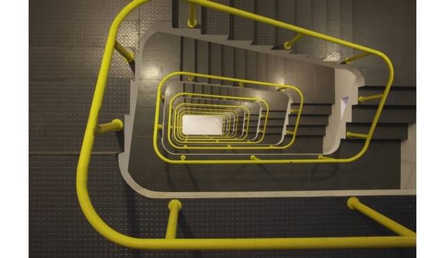 <strong>ART｜金沢21世紀美術館で『レアンドロ・エルリッヒ－ありきたりの？』</strong>　《階段》 2005/2014