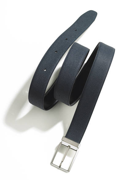 ネイビーのボードンレザーとブラックのスムースカウハイドレザーのリバーシブル仕様。　ベルト 3万240円