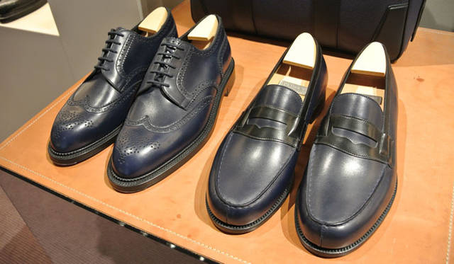 <strong>J.M. Weston｜ジェイエムウエストン</strong><br>店頭にあるモデルを見て、オーダーの参考に