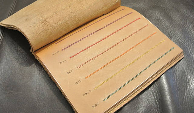 <strong>J.M. Weston｜ジェイエムウエストン</strong><br>ステッチのカラーも選択可能 