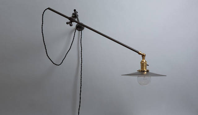 <strong>THE CONRAN SHOP｜ザ・コンランショップ</strong>　WORKSTEAD WALL LAMP（固定式アームL457mm＋接続アームL610mm）10万2600円（税込）