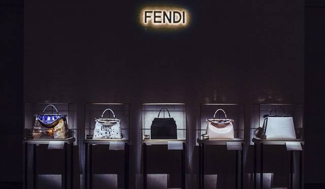 <strong>FENDI｜フェンディとアイコニックな女性たちがチャリティオークション開催中</strong>　ニュー・ボンド・ストリートの新旗艦店