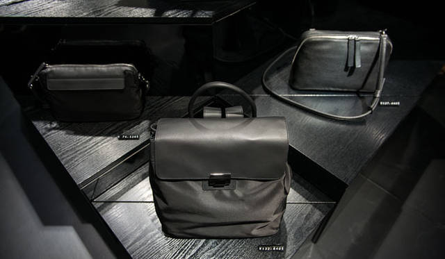 下駄（ゲタ）にインスパイアされたバッグシリーズ