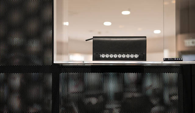 革小物は2万6000円～6万3000円