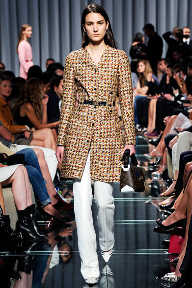 <strong>LOUIS VUITTON