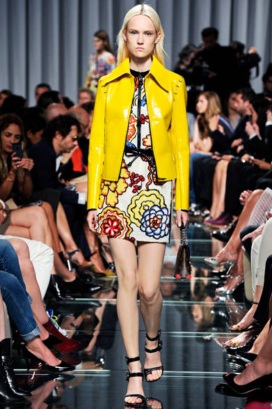 <strong>LOUIS VUITTON